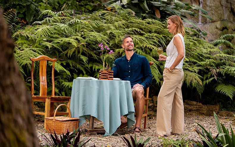 https://d3t6jnxvf061kk.cloudfront.net/2026/03/sunset-cocktails-horizon-790.jpg